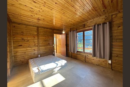 Casa à venda com 1000m², 2 quartos e 10 vagas Casa à venda com 1000m², 2 quartos e 10 vagasSuíte 1