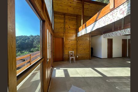 Casa à venda com 1000m², 2 quartos e 10 vagas Casa à venda com 1000m², 2 quartos e 10 vagasSala