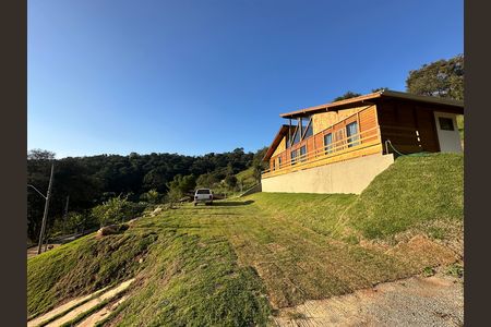 Quintal de casa à venda com 2 quartos, 1000m² em Portal da Serra, Barueri