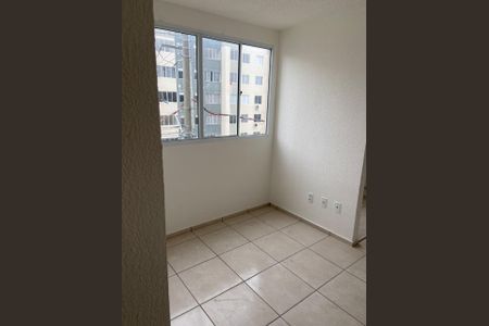 Sala de apartamento para alugar com 2 quartos, 42m² em Vila Ouro Preto, Duque de Caxias