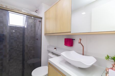 Apartamento para alugar com 63m², 2 quartos e 1 vaga Apartamento para alugar com 63m², 2 quartos e 1 vagaBanheiro