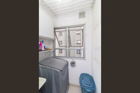 Apartamento para alugar com 63m², 2 quartos e 1 vaga Apartamento para alugar com 63m², 2 quartos e 1 vagaCozinha e Área de Serviço