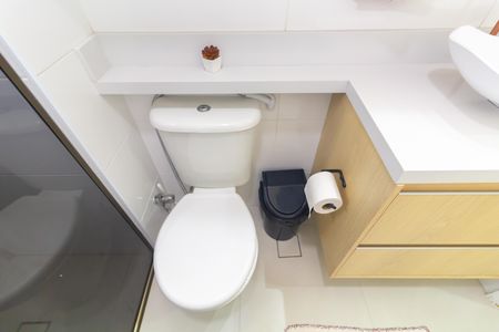 Apartamento para alugar com 63m², 2 quartos e 1 vaga Apartamento para alugar com 63m², 2 quartos e 1 vagaBanheiro