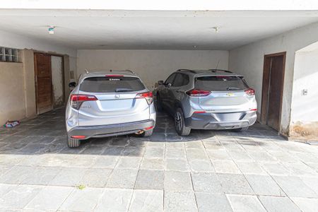 Casa à venda com 500m², 5 quartos e 7 vagasVagas de garagem