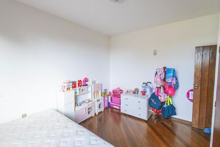 Casa à venda com 500m², 5 quartos e 7 vagasQuarto 2