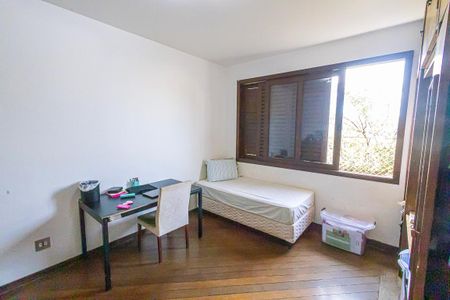Casa à venda com 500m², 5 quartos e 7 vagasQuarto 3