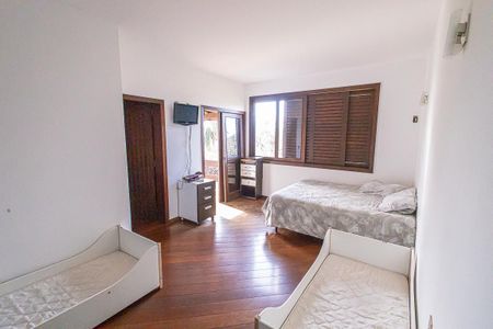 Casa à venda com 500m², 5 quartos e 7 vagasQuarto 1/ suite/ closet/ varanda