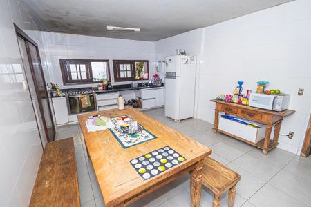 Casa à venda com 500m², 5 quartos e 7 vagasCozinha