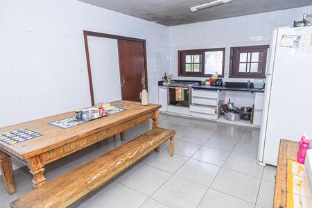 Casa à venda com 500m², 5 quartos e 7 vagasCozinha