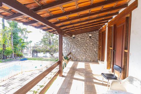 Casa à venda com 500m², 5 quartos e 7 vagasVaranda