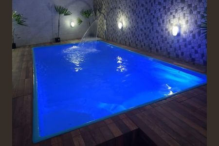 Casa à venda com 144m², 2 quartos e 1 vagaPiscina
