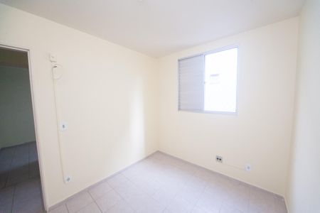 quarto 1 de apartamento para alugar com 2 quartos, 60m² em Buritis, Belo Horizonte