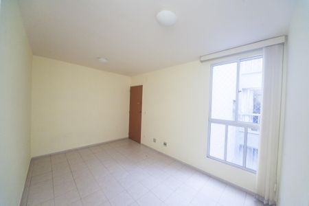 sala de apartamento para alugar com 2 quartos, 60m² em Buritis, Belo Horizonte