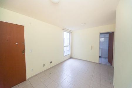sala de apartamento para alugar com 2 quartos, 60m² em Buritis, Belo Horizonte