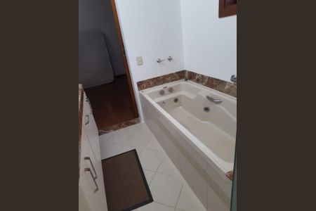 Casa de condomínio para alugar com 328m², 4 quartos e 4 vagas Casa de condomínio para alugar com 328m², 4 quartos e 4 vagasFoto 28