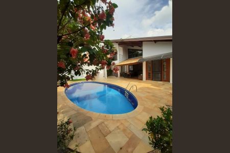 Casa de condomínio para alugar com 328m², 4 quartos e 4 vagas Casa de condomínio para alugar com 328m², 4 quartos e 4 vagasFoto 01