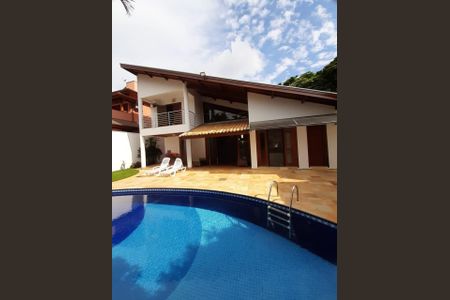 Casa de condomínio para alugar com 328m², 4 quartos e 4 vagas Casa de condomínio para alugar com 328m², 4 quartos e 4 vagasFoto 02