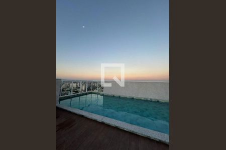 Apartamento à venda com 40m², 2 quartos e sem vaga Apartamento à venda com 40m², 2 quartos e sem vagaÁrea comum - Piscina