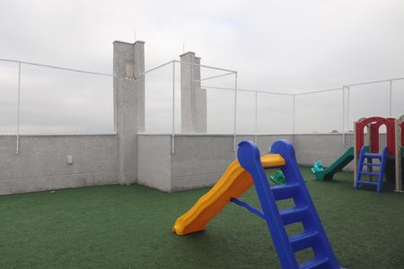 Apartamento à venda com 40m², 2 quartos e sem vagaÁrea comum - Playground