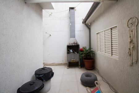 Casa à venda com 120m², 2 quartos e 1 vaga