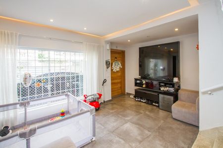 Casa à venda com 2 quartos, 120m² em Jardim das Acacias, São Paulo