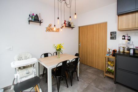 Casa à venda com 120m², 2 quartos e 1 vaga