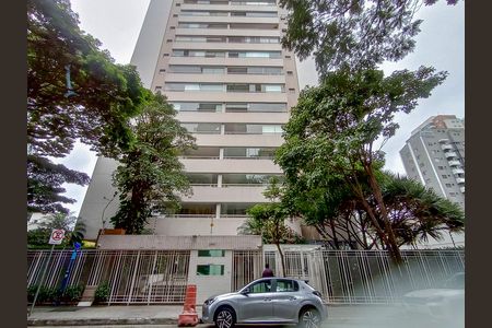 Apartamento para alugar com 120m², 3 quartos e 2 vagasFachada