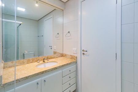 Apartamento para alugar com 120m², 3 quartos e 2 vagasBanheiro