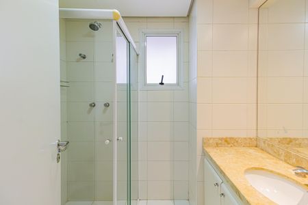 Apartamento para alugar com 120m², 3 quartos e 2 vagasBanheiro