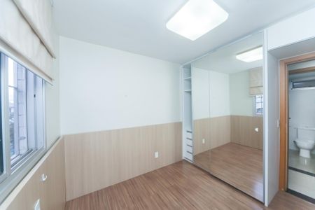 Apartamento à venda com 166m², 4 quartos e 2 vagasquarto 1
