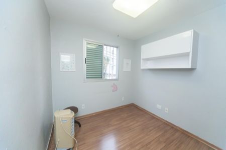 Apartamento à venda com 166m², 4 quartos e 2 vagasquarto 3