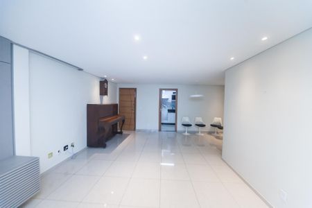 Apartamento à venda com 166m², 4 quartos e 2 vagassala 