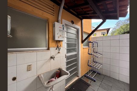 Casa de condomínio para alugar com 68m², 2 quartos e 1 vaga Casa de condomínio para alugar com 68m², 2 quartos e 1 vagaÁrea de Serviço