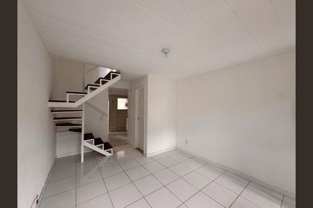 Casa de condomínio para alugar com 68m², 2 quartos e 1 vaga Casa de condomínio para alugar com 68m², 2 quartos e 1 vagaSala