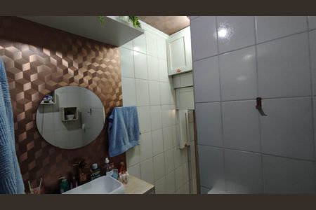 Casa à venda com 240m², 6 quartos e 2 vagas Casa à venda com 240m², 6 quartos e 2 vagasBanheiro social