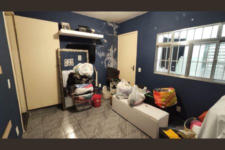 Casa à venda com 240m², 6 quartos e 2 vagas Casa à venda com 240m², 6 quartos e 2 vagasSuíte 1