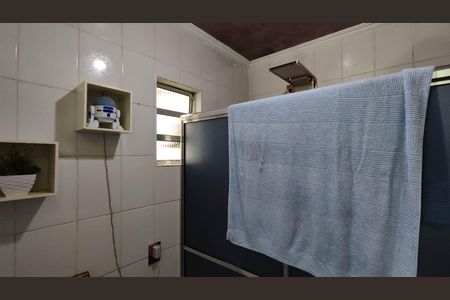 Casa à venda com 240m², 6 quartos e 2 vagas Casa à venda com 240m², 6 quartos e 2 vagasBanheiro social