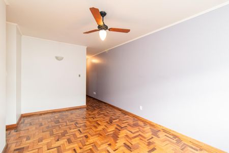 Apartamento à venda com 91m², 2 quartos e 1 vaga Apartamento à venda com 91m², 2 quartos e 1 vagaSala