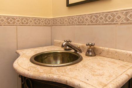 Apartamento à venda com 91m², 2 quartos e 1 vaga Apartamento à venda com 91m², 2 quartos e 1 vagaBanheiro 2