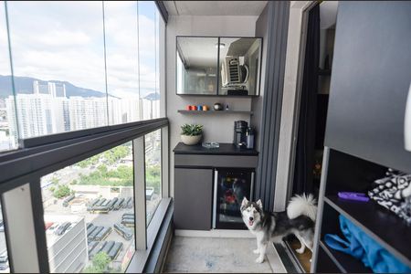 Apartamento à venda com 65m², 3 quartos e 1 vagaSala