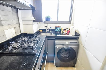 Apartamento à venda com 65m², 3 quartos e 1 vagaÁrea de Serviço