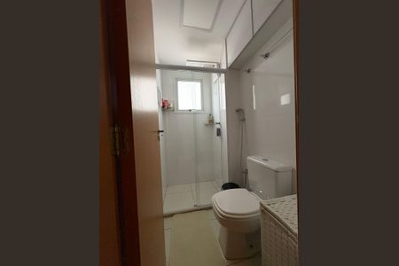 Apartamento à venda com 77m², 3 quartos e 2 vagasBanheiro