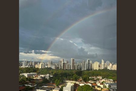 Apartamento à venda com 77m², 3 quartos e 2 vagasVista