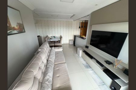 Apartamento à venda com 77m², 3 quartos e 2 vagasSala