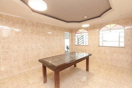 Casa para alugar com 12m², 1 quarto e sem vaga