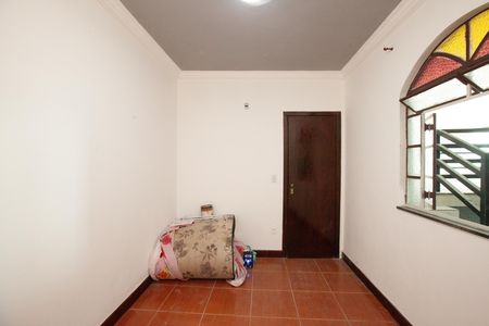 Casa para alugar com 12m², 1 quarto e sem vaga