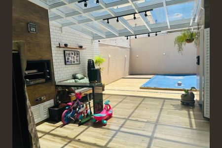 Casa à venda com 236m², 4 quartos e 5 vagasFoto 04