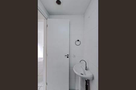 Apartamento para alugar com 36m², 2 quartos e sem vaga Apartamento para alugar com 36m², 2 quartos e sem vagaBanheiro