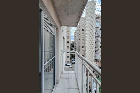 Apartamento para alugar com 36m², 2 quartos e sem vaga Apartamento para alugar com 36m², 2 quartos e sem vagaVaranda da Sala