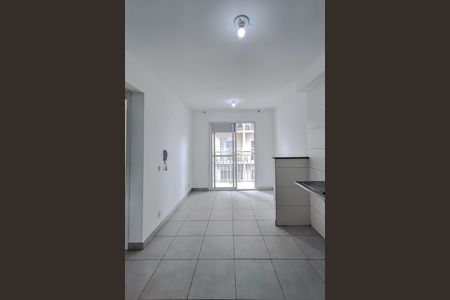 Apartamento para alugar com 36m², 2 quartos e sem vaga Apartamento para alugar com 36m², 2 quartos e sem vagaCozinha e Área de Serviço